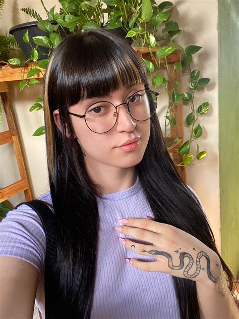victgirl|@victgirl .